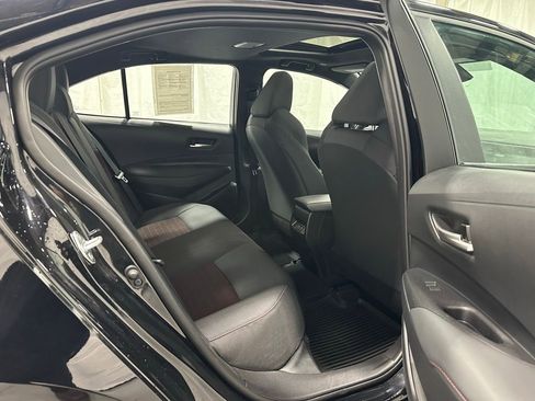 Used 2025 Toyota Corolla SE w/ SE Premium Package image 50