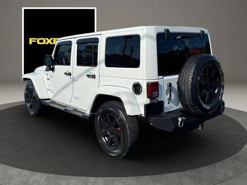 Used 2016 Jeep Wrangler Unlimited Sahara w/ Dual Top Group image 7