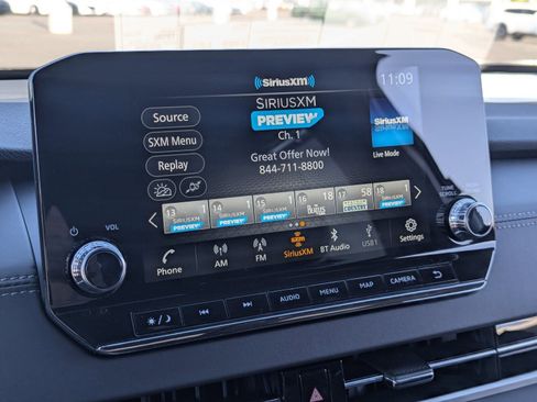 New 2026 Nissan Rogue Platinum image 17