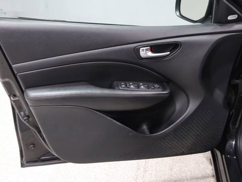 Used 2015 Dodge Dart SXT w/ Sun/Sound Group image 12