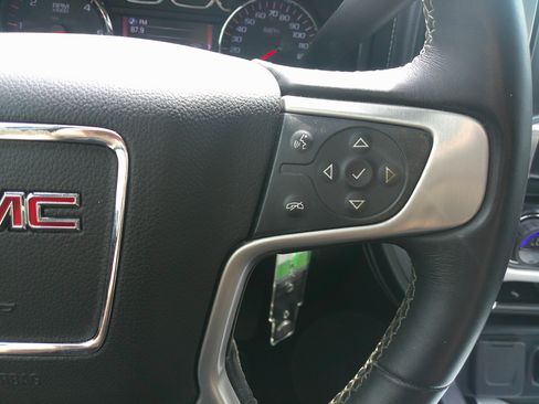 Used 2014 GMC Sierra 1500 SLT w/ SLT Crew Cab Value Package image 18