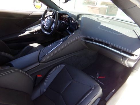 Used 2025 Chevrolet Corvette Z06 w/ Battery Protection Package RWD image 26