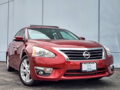 Used 2014 Nissan Altima 2.5 SV w/ Convenience Package
