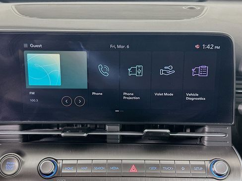 Used 2025 Hyundai Kona SEL image 19