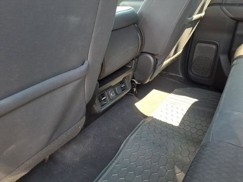 Used 2019 Chevrolet Silverado 1500 LT w/ All-Star Edition image 17