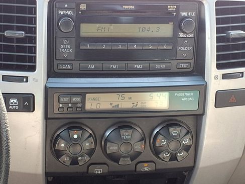 Used 2008 Toyota 4Runner SR5 image 6