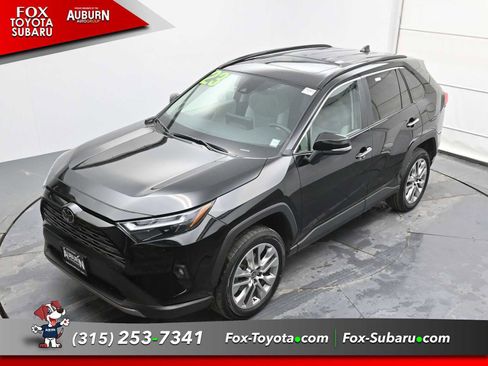 Used 2023 Toyota RAV4 Limited image 30