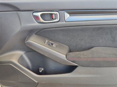 Used 2024 Honda Civic Type R image 27