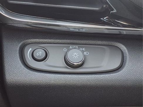 New 2026 Buick Envista Sport Touring w/ Convenience I Package image 12