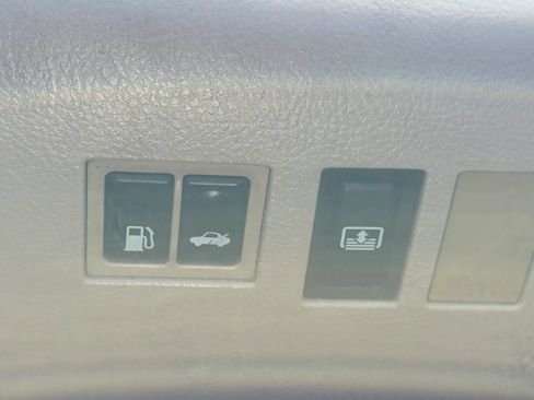 Used 2006 Toyota Avalon Limited FWD image 15