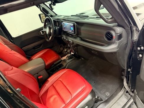Certified 2024 Jeep Wrangler Unlimited Rubicon 392 w/ Dual Top Group AWD/4WD image 46