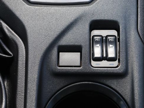 Used 2022 Subaru Impreza 2.0i Premium image 22