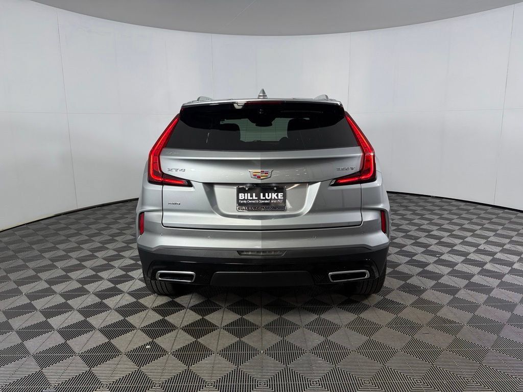 Used 2024 Cadillac XT4 Premium Luxury AWD/4WD image 9