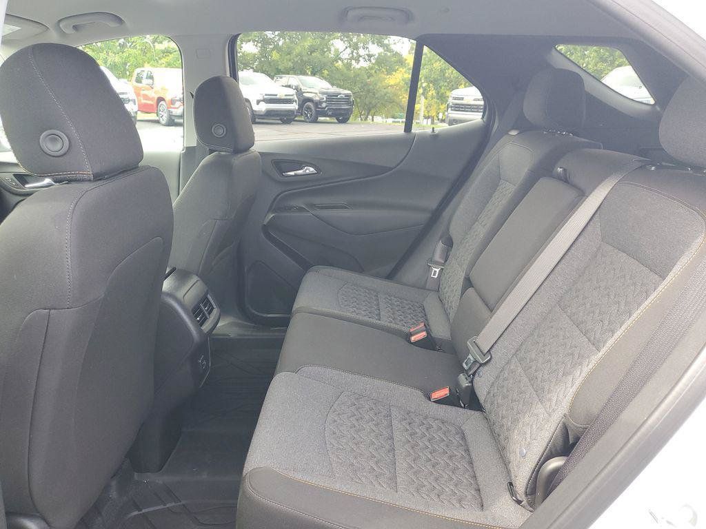 Used 2024 Chevrolet Equinox LT w/ LPO, Floor Liner Package FWD image 27