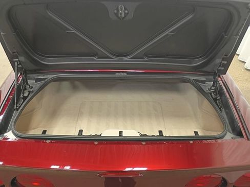 Used 2003 Chevrolet Corvette 50th Anniversary Edition w/ Preferred Equipment Group1 image 15