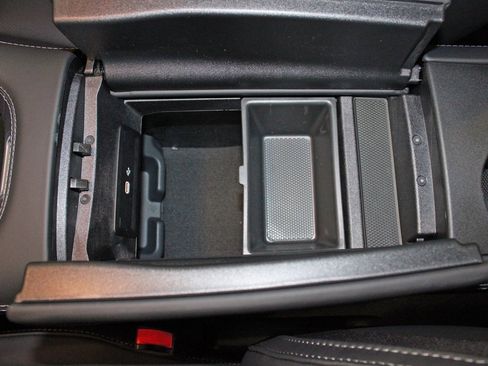 Certified 2025 Mercedes-Benz GLS 580 4MATIC image 27