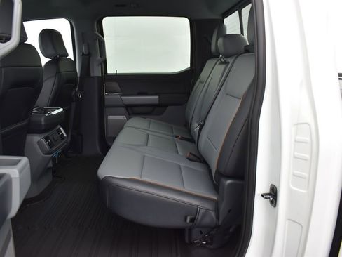 New 2025 Ford F150 Lariat w/ Equipment Group 501A Mid image 10