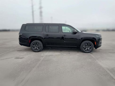 New 2026 Jeep Grand Wagoneer L Limited image 14