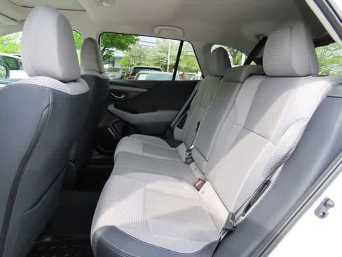 Used 2024 Subaru Outback Premium AWD/4WD image 13