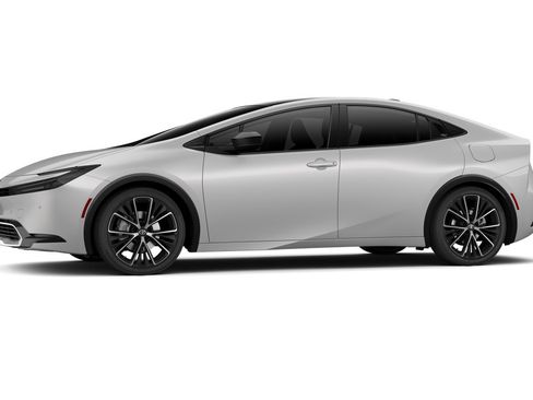 New 2027 Toyota Prius FWD image 33