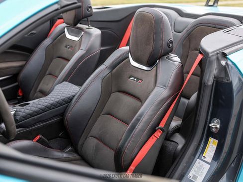 Used 2019 Chevrolet Camaro ZL1 RWD image 46