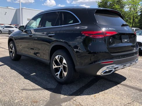 New 2025 Mercedes-Benz GLC 350e 4MATIC image 4