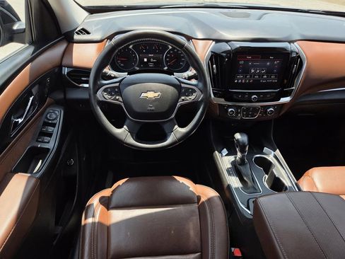 Certified 2021 Chevrolet Traverse High Country FWD image 17