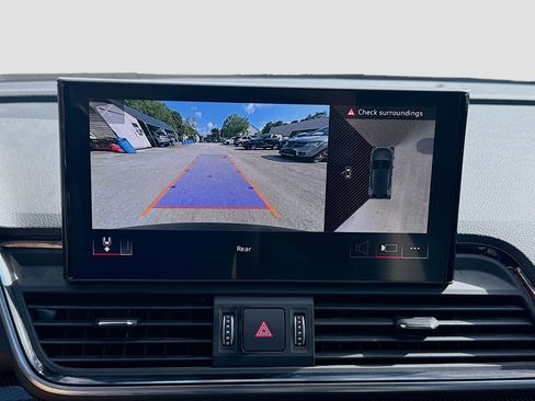 Used 2022 Audi SQ5 Premium Plus image 11