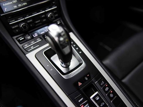 Used 2014 Porsche 911 Carrera S image 22
