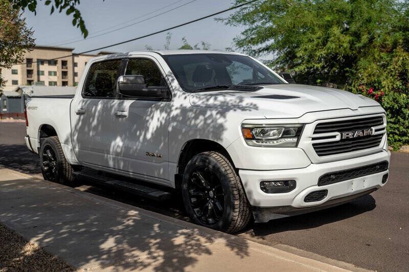 Used 2023 RAM 1500 Laramie AWD/4WD image 7