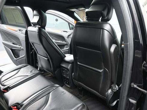 Used 2019 Lincoln MKC Reserve FWD image 25