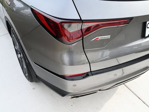 Used 2023 Acura MDX A-Spec image 13