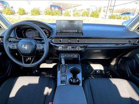 Used 2025 Honda Civic LX image 13