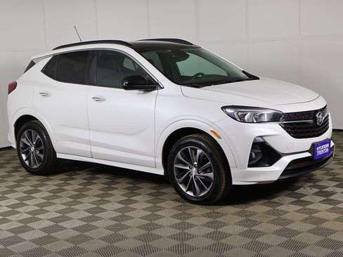 Used 2020 Buick Encore GX Preferred w/ Sport Touring Package AWD/4WD image 2