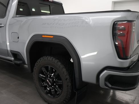 Used 2025 GMC Sierra 2500 AT4 w/ AT4 Premium Plus Package AWD/4WD image 41
