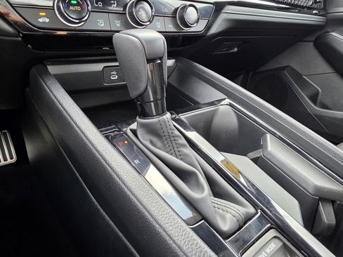 Used 2024 Honda Accord Sport image 23