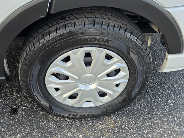 Certified 2022 Ford Transit 350 XLT RWD image 10
