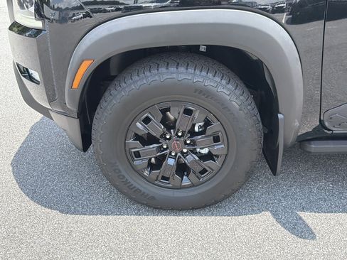Used 2022 Nissan Frontier Pro-X w/ Technology Package RWD image 13