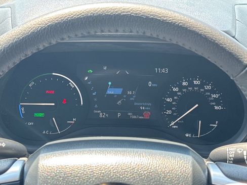 Used 2026 Toyota Sienna XLE FWD image 21