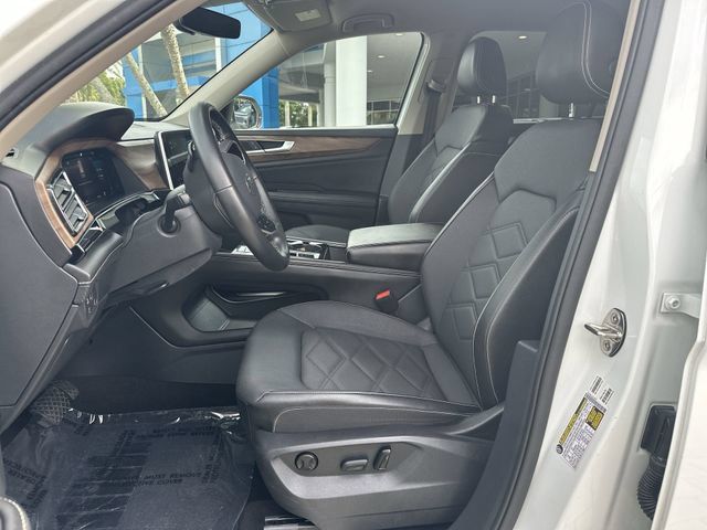 Used 2024 Volkswagen Atlas SE FWD image 30