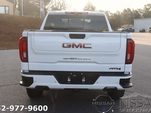 Used 2020 GMC Sierra 1500 AT4 w/ AT4 Premium Package image 6