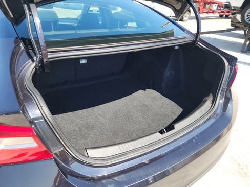 Used 2023 Chevrolet Malibu LT image 21