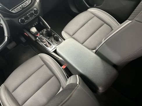 Used 2023 Chevrolet TrailBlazer RS w/ Convenience Package AWD/4WD image 24