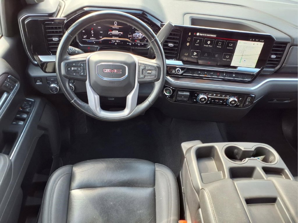 Used 2025 GMC Sierra 1500 SLT AWD/4WD image 3