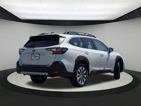 New 2025 Subaru Outback Limited XT image 7