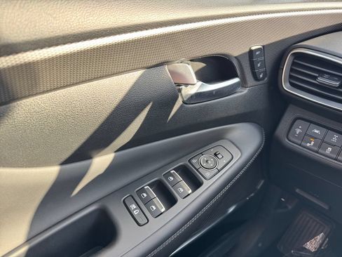 Used 2020 Hyundai Santa Fe Limited w/ Cargo Package AWD/4WD image 11