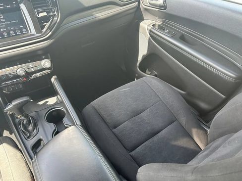 Used 2022 Dodge Durango GT w/ Blacktop Package AWD/4WD image 12