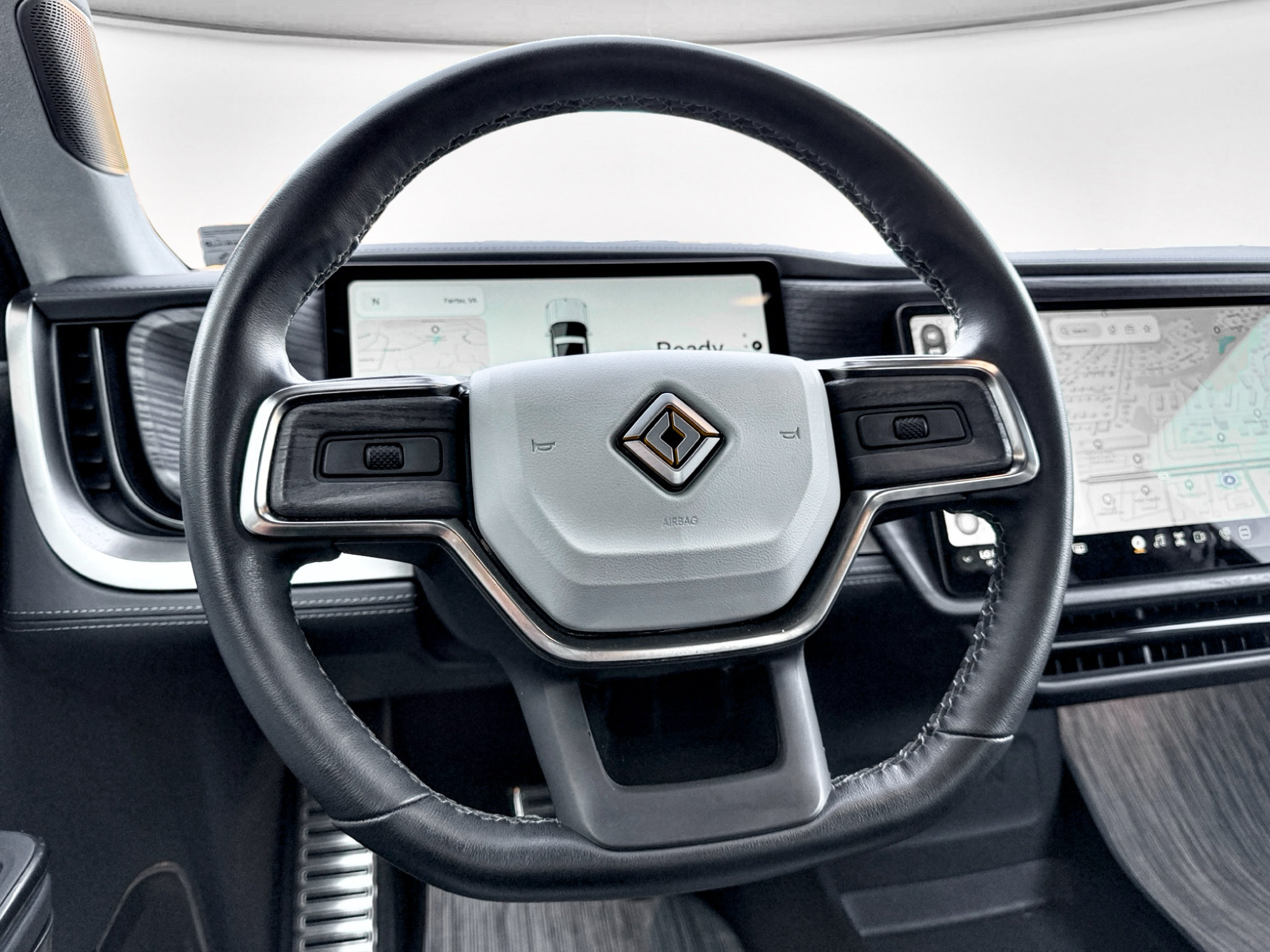 Used 2023 Rivian R1T Adventure Dual AWD/4WD image 8