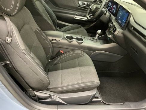 Used 2024 Ford Mustang Coupe RWD image 18