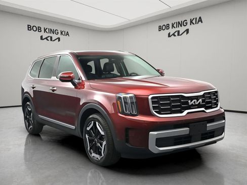 Used 2024 Kia Telluride S w/ S Sunroof Package image 18